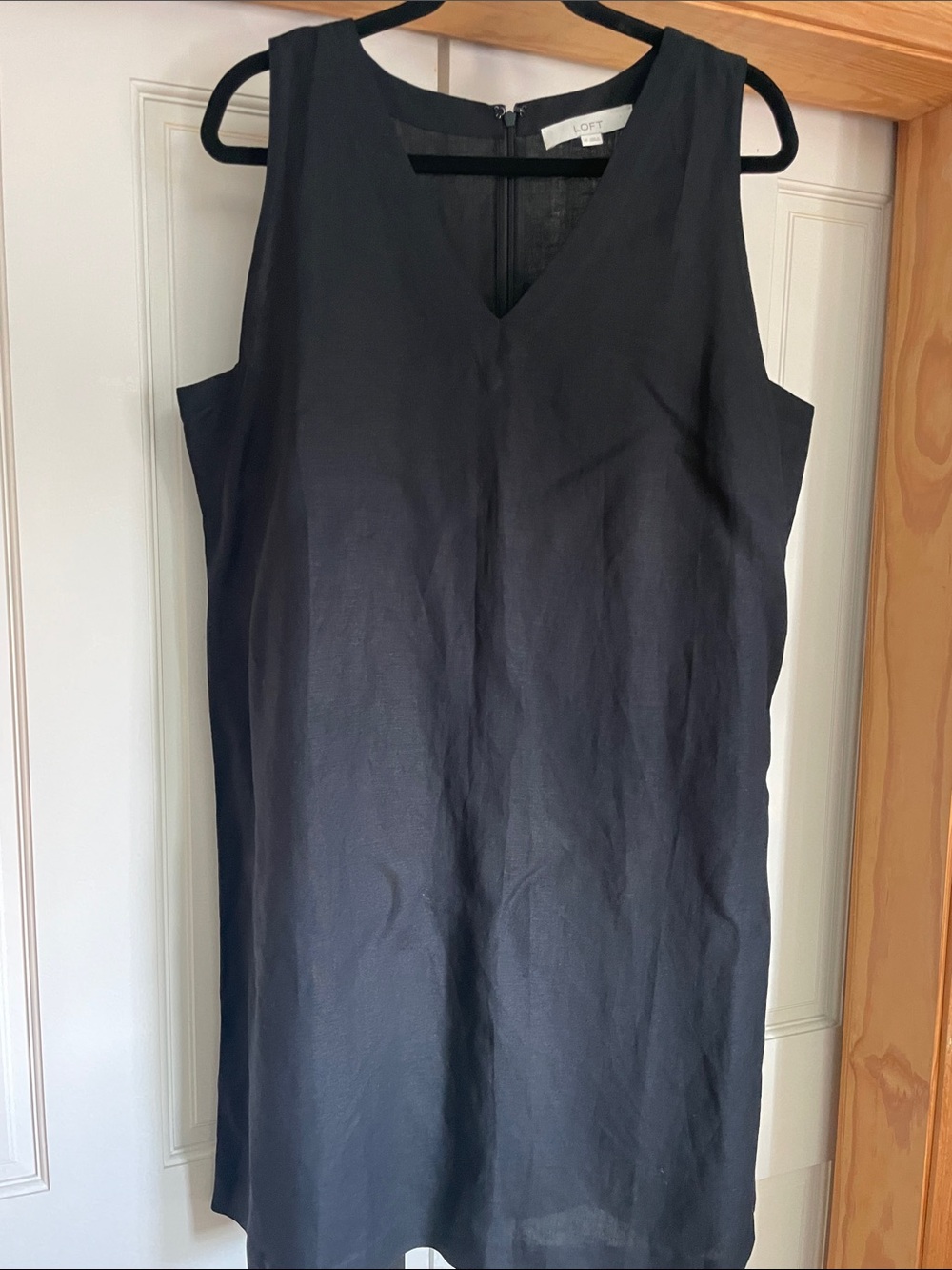 LOFT Black Sleeveless V-Neck Shift Tunic